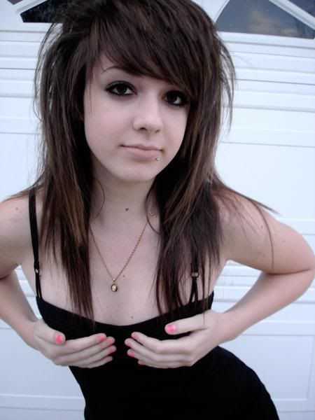 Female emo haircuts for emo chicks pictures 3