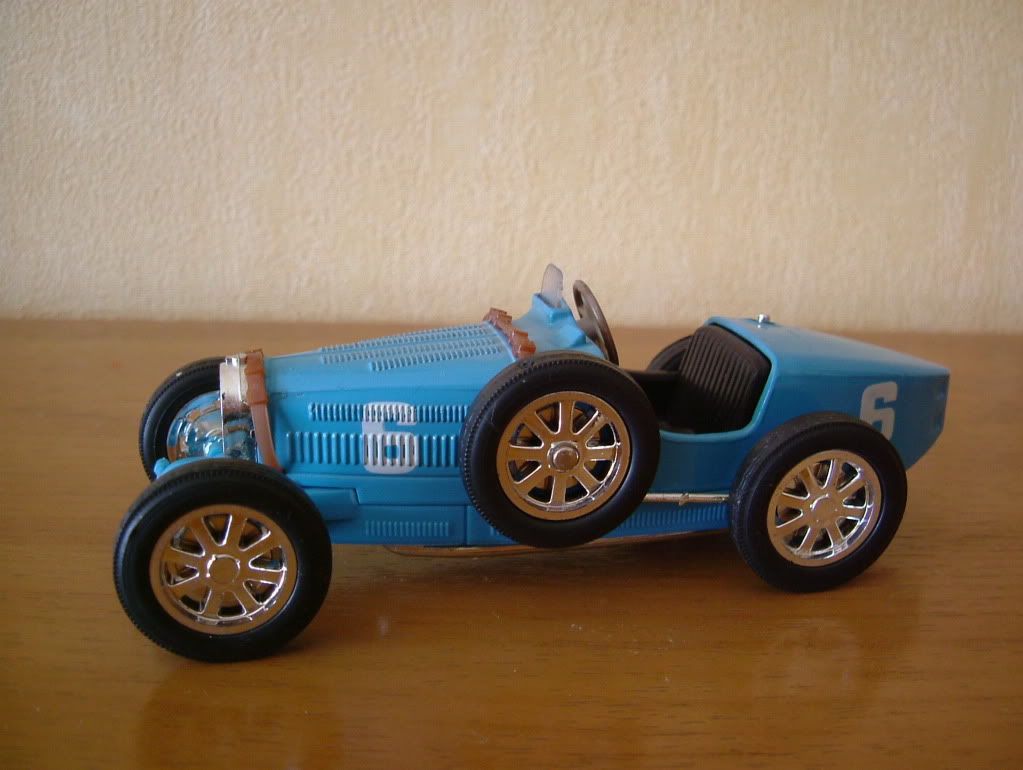 Bugatti1930sRacingCar.jpg