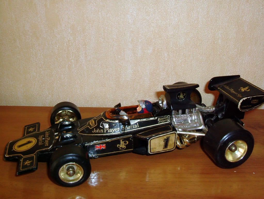 Classic1978JohnPlayerFormula1Car.jpg