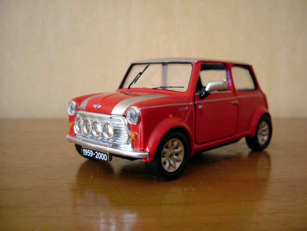 SportyClassicMiniCooper.jpg