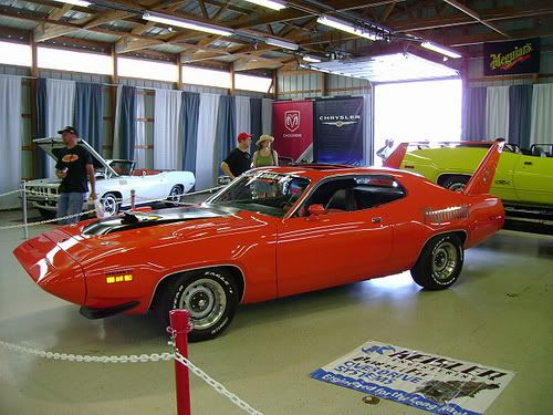 Plymouth Superbird Concept