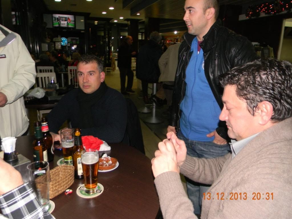 CenaNavidadPRCPicoteo2013003_zps0c6e3cd4