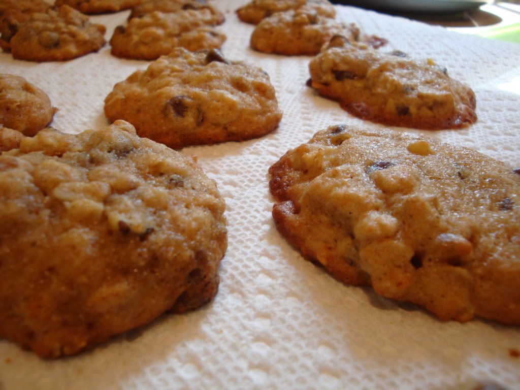 Banana-Walnut Chocolate Chip Cookies