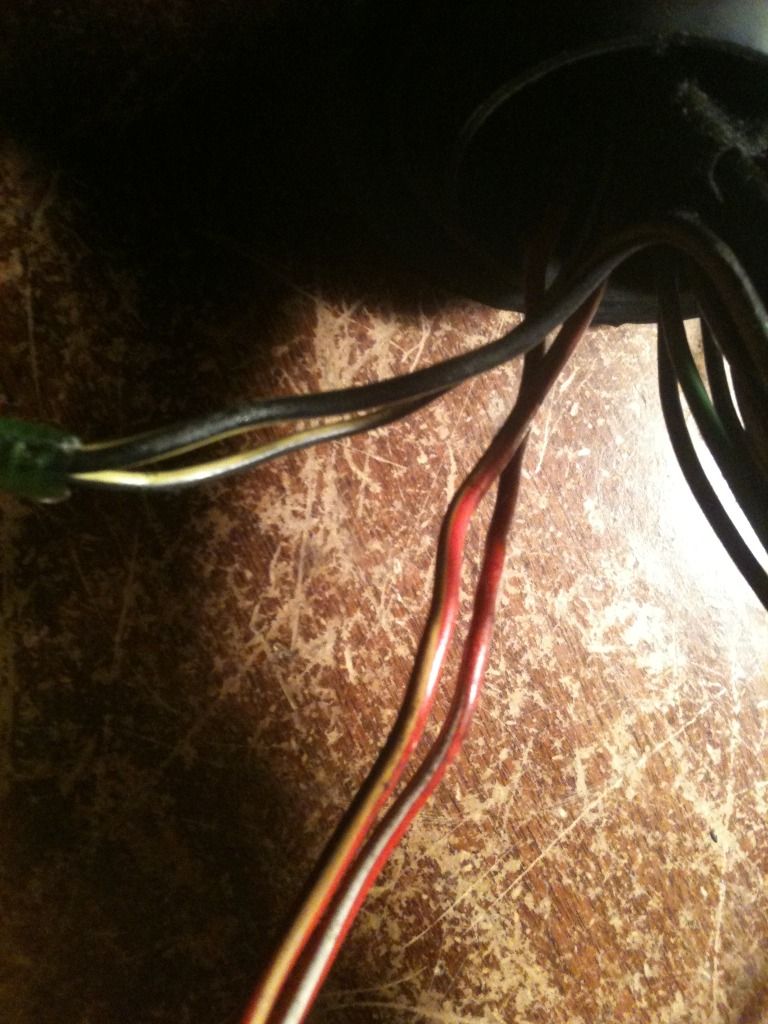 On the left is the Black/Yellow split here to one wire- the ones on the right are red/white and red/Yellow spliced together to one wire. The diagram showed ...