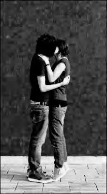 emo kiss Pictures, Images and Photos