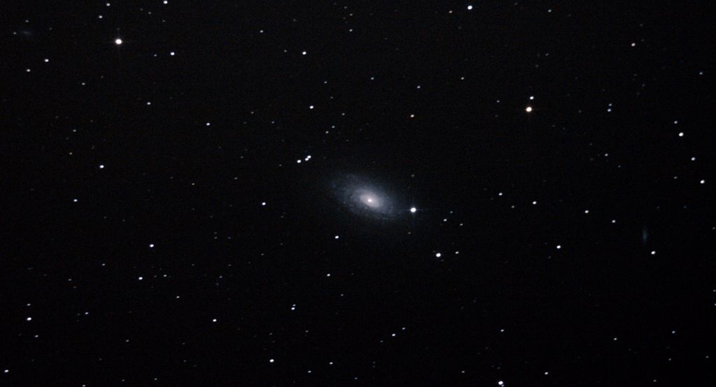 Messier63_wide_3_zps8778e423.jpg