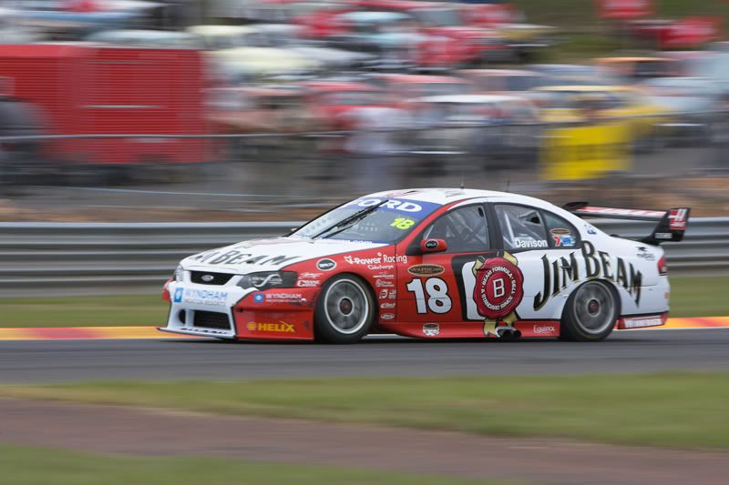 IMAGE: http://i164.photobucket.com/albums/u6/tbgphoto/Darwin_V8_2007/TBG_4441-01.jpg